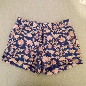 GAP FLORAL SHORTS - SZ 0